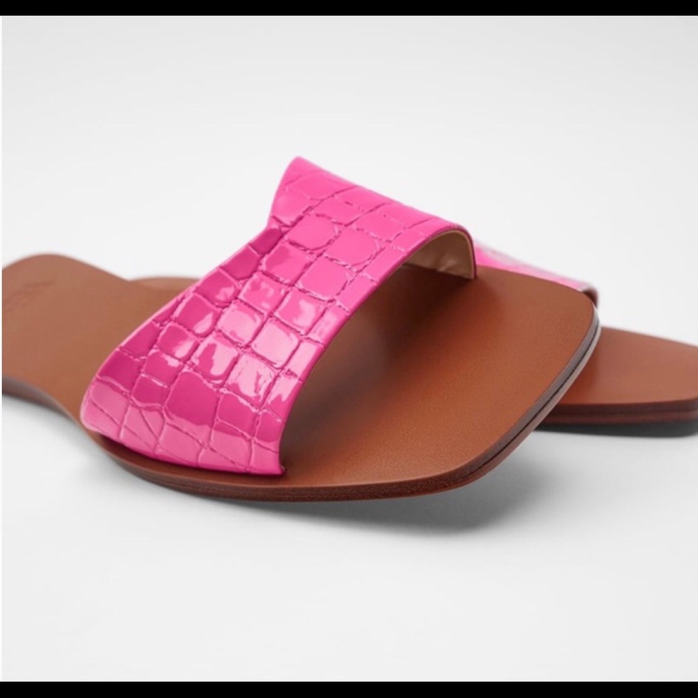 Zara animal print flat sandals NWT